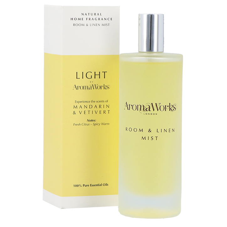 AromaWorks Light Range Room Mist Mandarin & Vetivert - 100ml