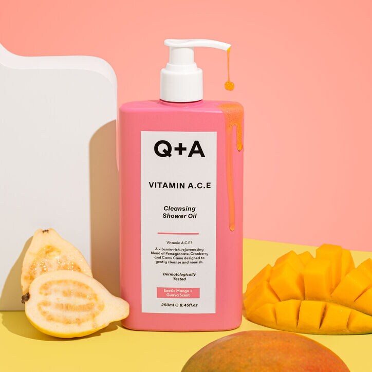 Q+A Vitamin A.C.E Cleansing Shower Oil - 250ml-3