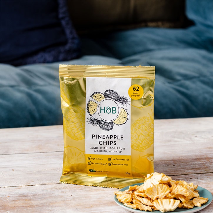 Holland & Barrett Pineapple Chips 18g-1