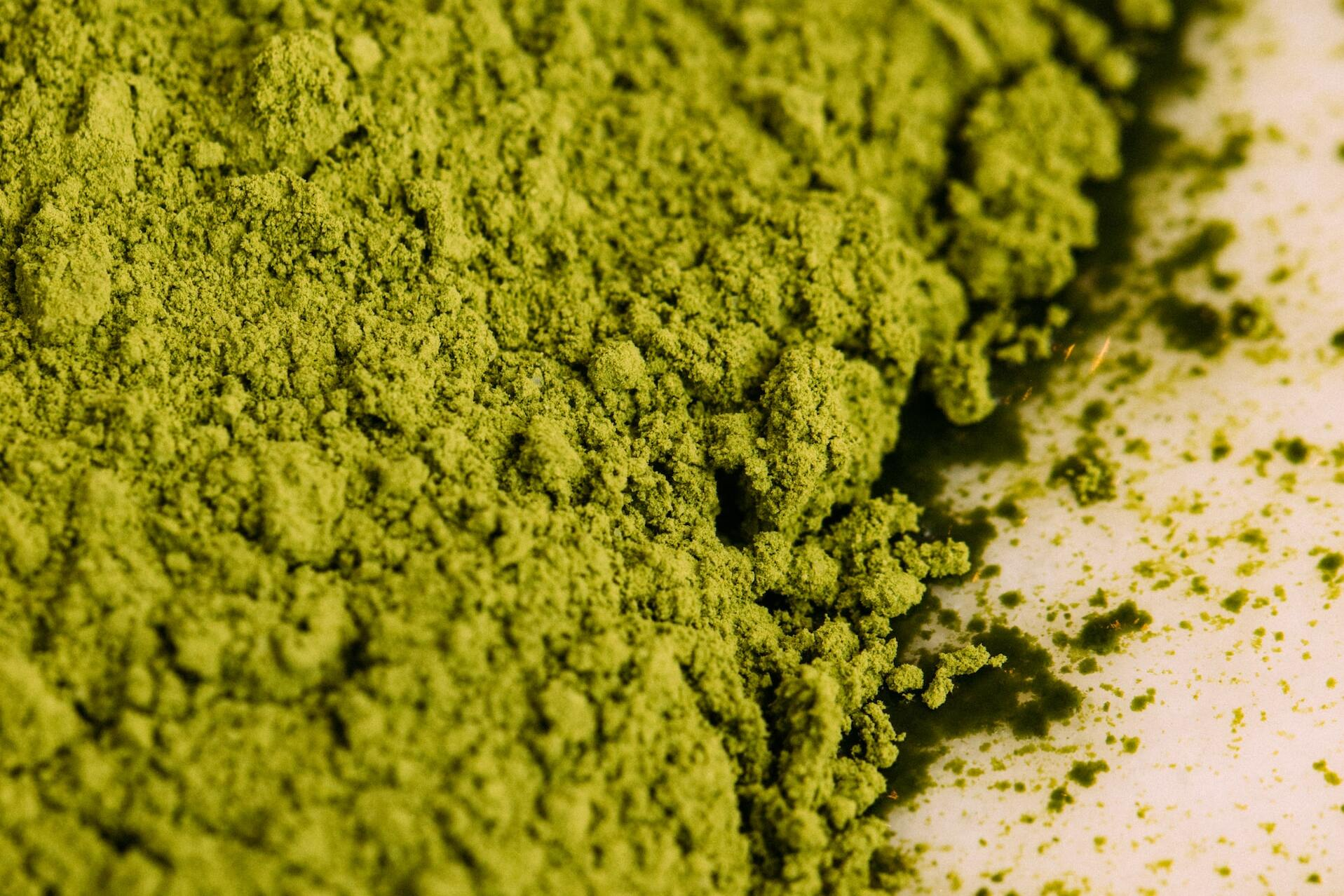 Spirulina gezond? Alles over spirulina poeder Holland & Barrett