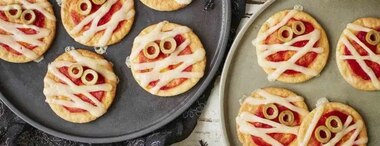Gluten-free mini Halloween pizzas