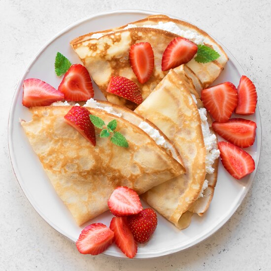 Pancakes, chocolate spread & cookies