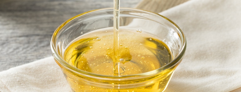 Why agave syrup is a great vegan substitute for honey image