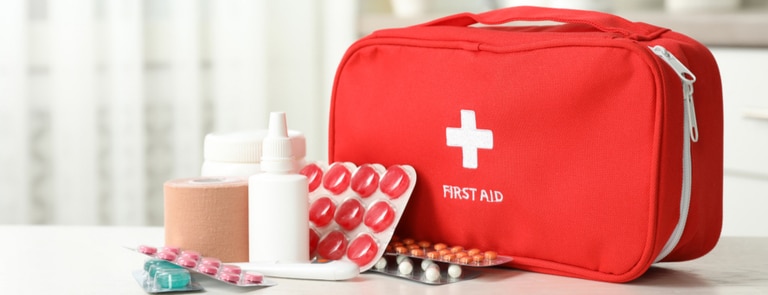 contents of a first aid kit