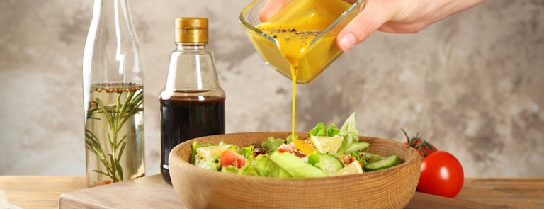 manuka honey on a salad 