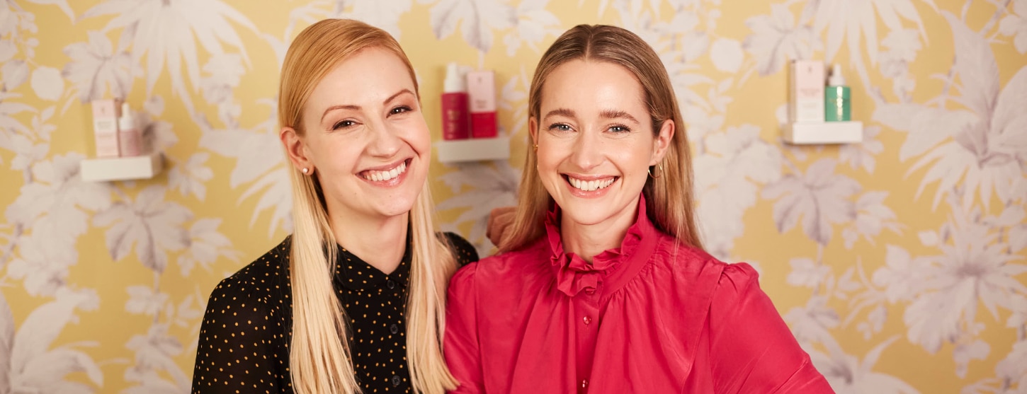 Meet BYBI founders Elsie and Dominika! They’ve been hard at work bringing us pro-planet beauty and the world’s first carbon neutral skincare product…