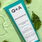 Q+A Niacinamide Gentle Exfoliating Cleanser - 125ml image 3