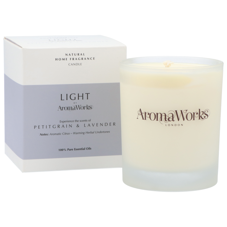 AromaWorks Light Range Candle Petitgrain & Lavender (30cl)