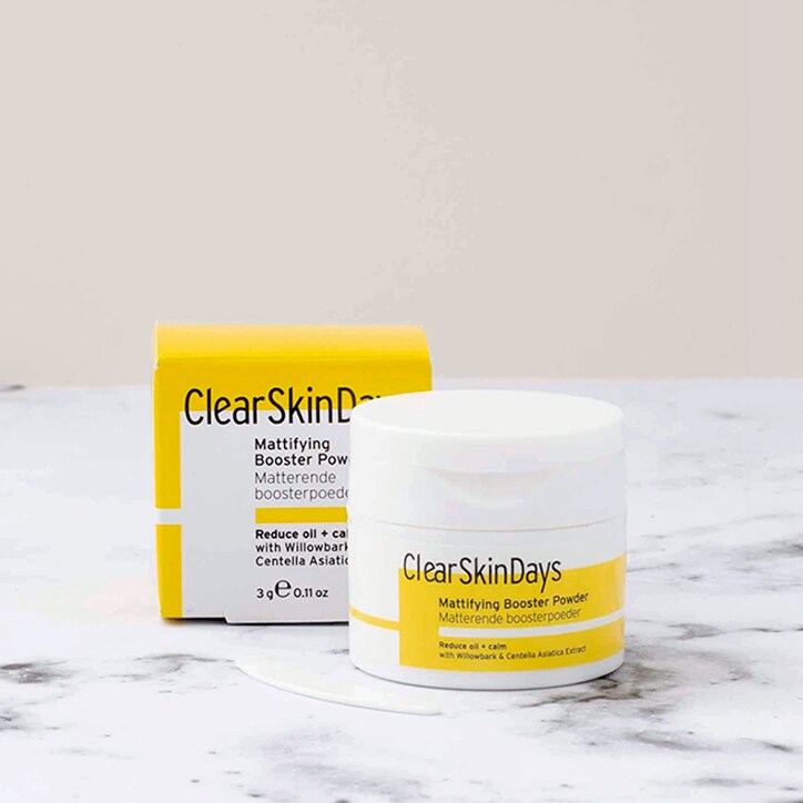 Clear Skin Days Mattifying Booster Powder - 3g image 3