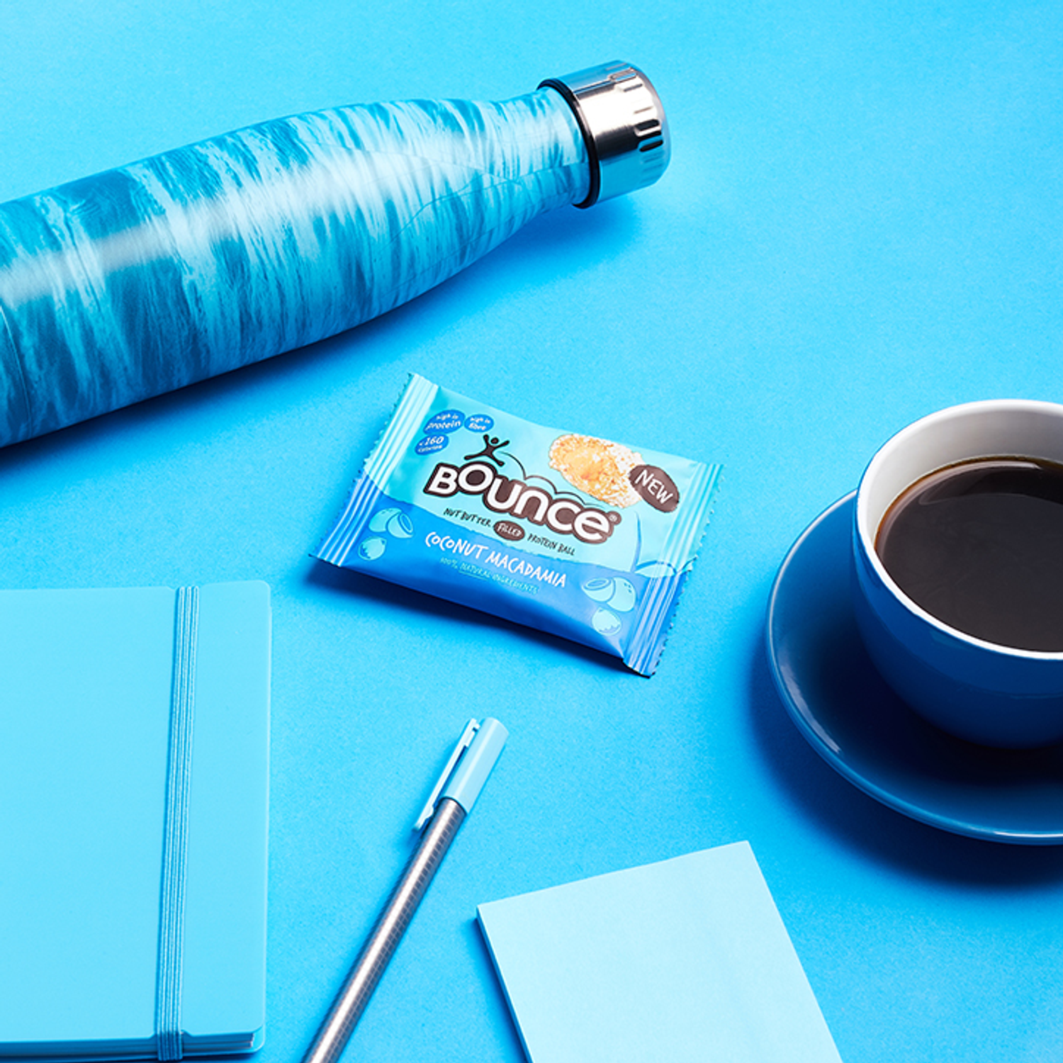 Bounce Coconut and Macadamia Filled Protein Ball Holland & Barrett