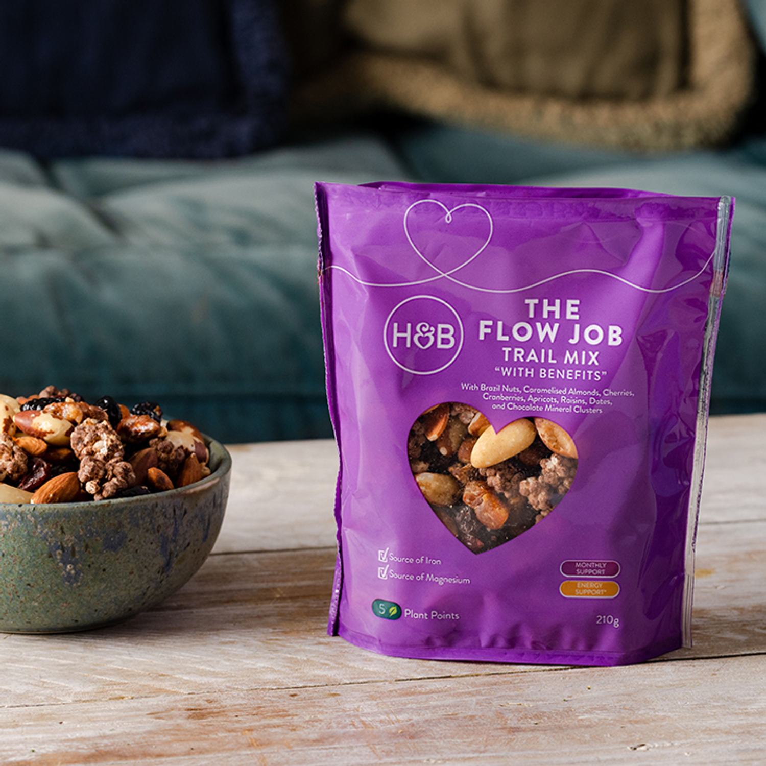 Holland & Barrett The Flow Job Trail Mix with Benefits 210g Holland