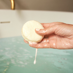 Image 4 for Relaxing Bath Melt 100Mg Cbd 150G