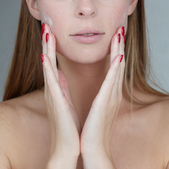 Image 5 for Saving Face Serum Bar 65g