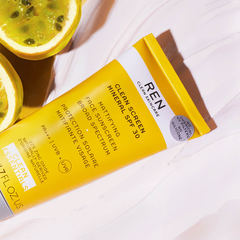 Image 4 for Clean Screen Mineral SPF 30 50ml