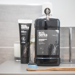 Ecodenta Extra Whitening Mouthwash with Black Charcoal 500ml