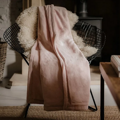 Image 3 for Snuggle Up Warming Throw  120X160cm Pink 16708C