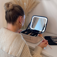 Image 3 for Glow Up Vanity Case with LED Light Mirror