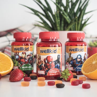 Vitabiotics Wellkid Marvel Vitamin D 7-14 years 50 Vegan Soft Jellies image 3