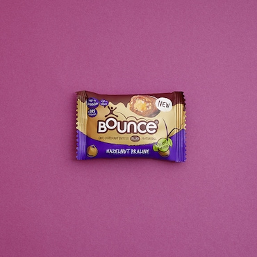 Bounce Dipped Chocolate Hazelnut Praline Plant Protein Ball 40g image 3