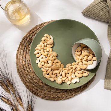 Holland & Barrett Organic Cashew Nuts 200g image 4