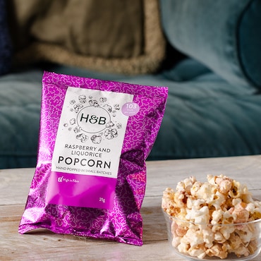 Holland & Barrett Popcorn Raspberry & Liquorice 21g image 1