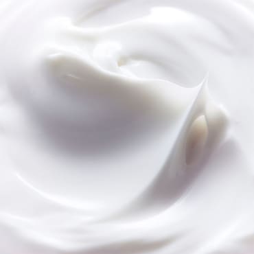 Super Facialist Rosehip Hydrate Calming Creamy Cleanser 150ml image 4