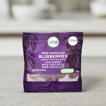 Holland & Barrett Dark Chocolate Blueberries 25g image 3