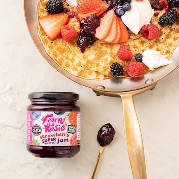 Fearne & Rosie Reduced Sugar Superberry Jam 310g image 2