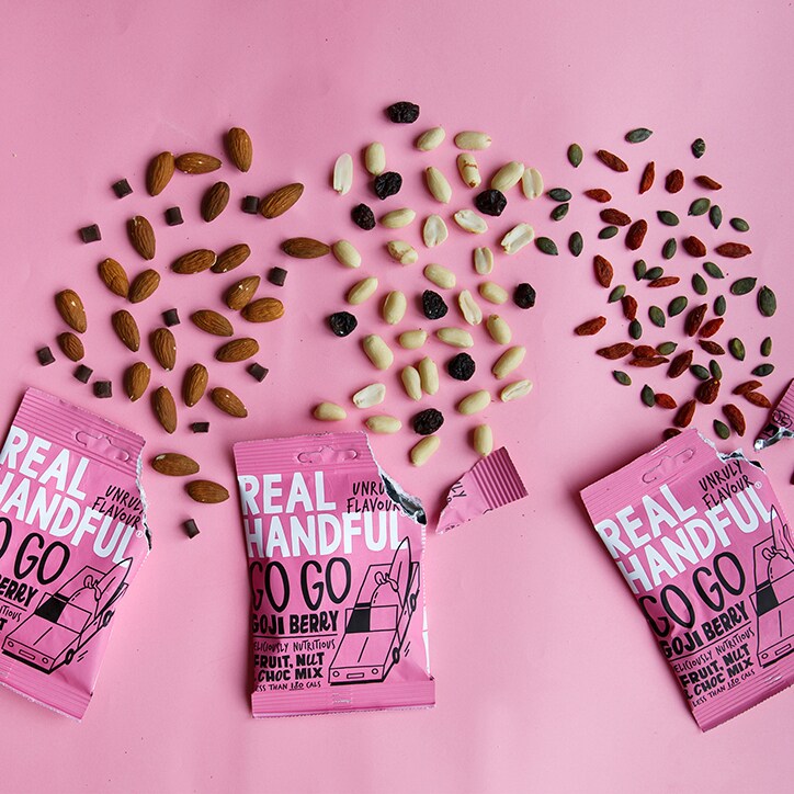Real Handful Go Go Goji Berry Trail Mix 35g image 2