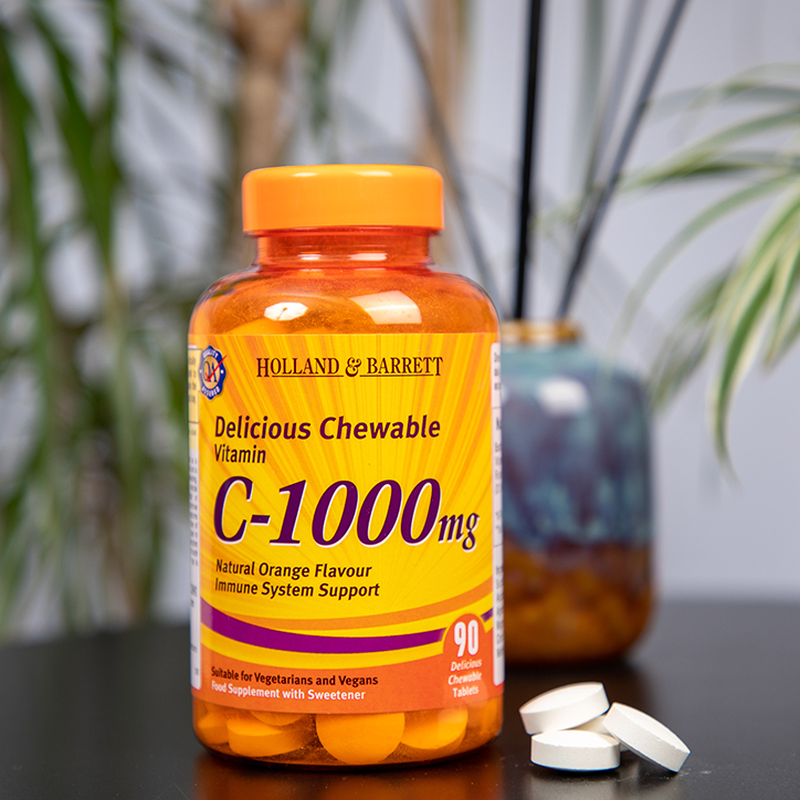 Holland & Barrett Chewable Vitamin C with Rose Hips 90 Tablets 1000mg image 5