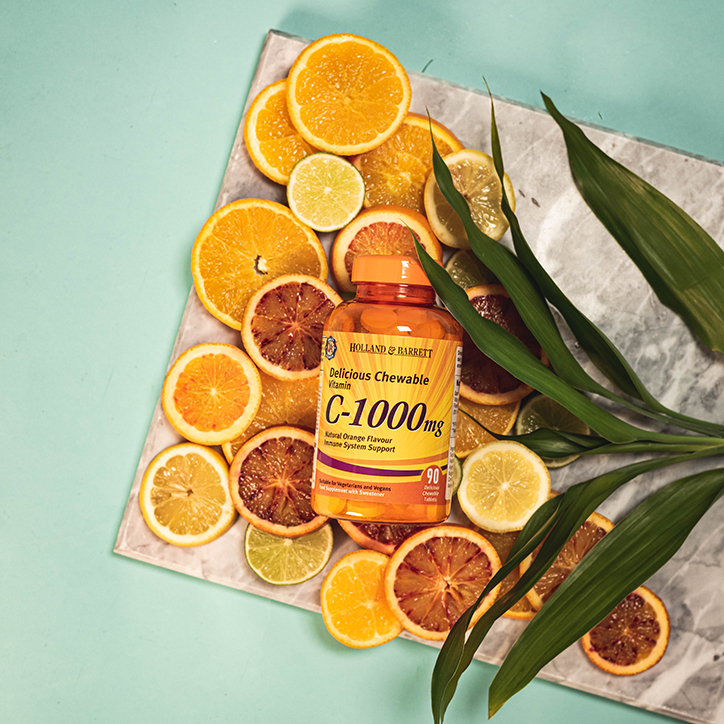 Holland & Barrett Chewable Vitamin C with Rose Hips 90 Tablets 1000mg image 6