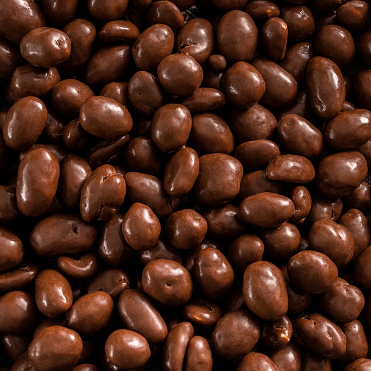 Holland & Barrett No Added Sugar Milk Chocolate Coated Peanuts 125g image 3