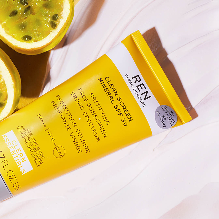 REN Clean Screen Mineral SPF 30 50ml image 4