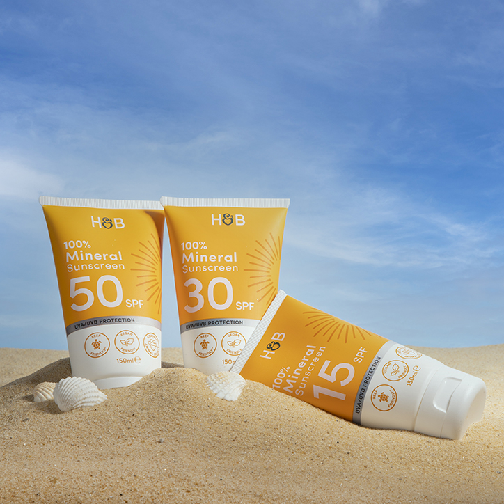 Holland & Barrett Mineral Sunscreen SPF 50 150ml image 5