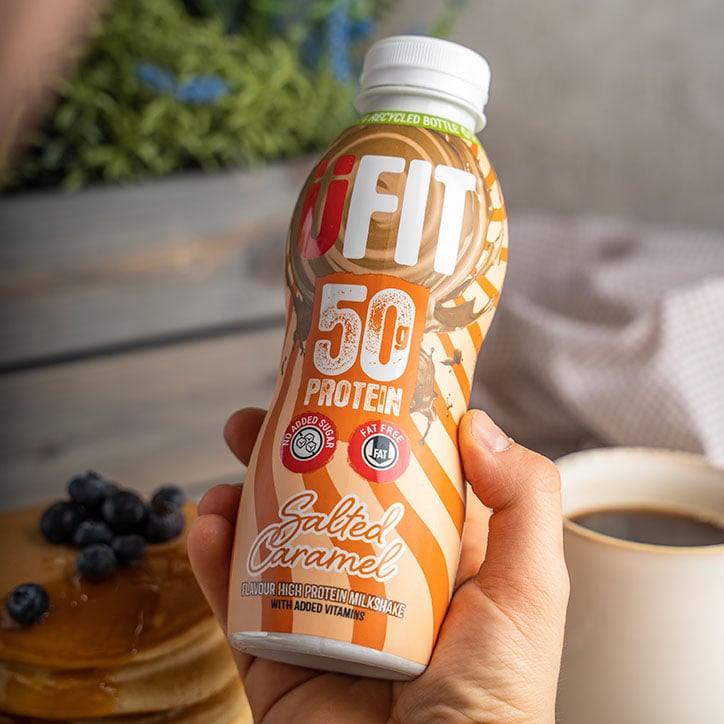 yfood Drink Smooth Vanilla, Delicious Drinking Meal for on the Go, THIS IS  FOOD Drink, 23 g Protein, 26 Vitamins and Minerals, 8 x 330 ml, Vanilla  Flavour : : Health & Personal Care