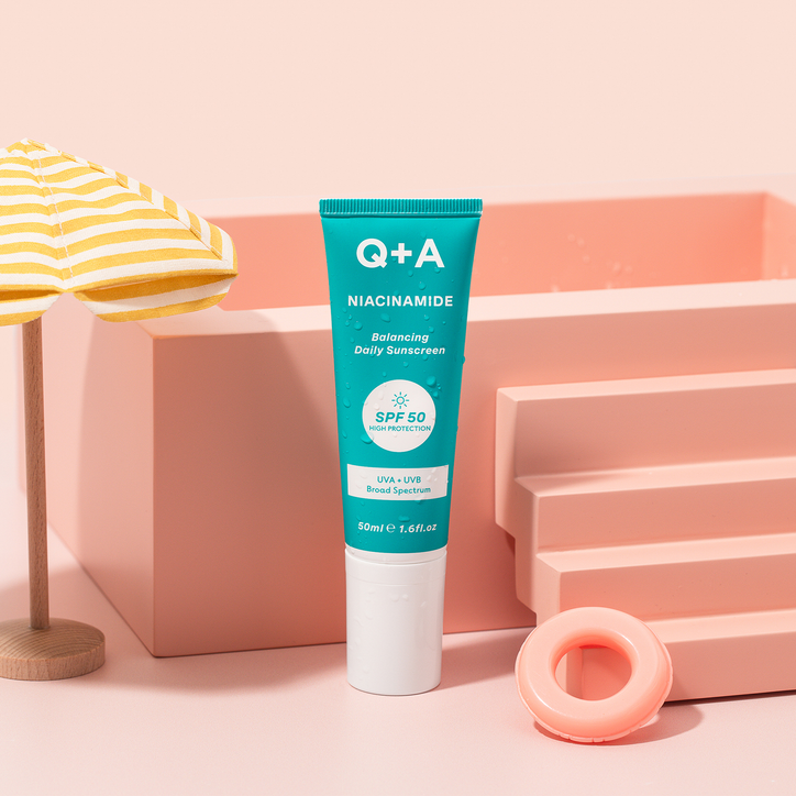 Q+A Niacinamide SPF50 Balancing Daily Facial Sunscreen 50ml image 4