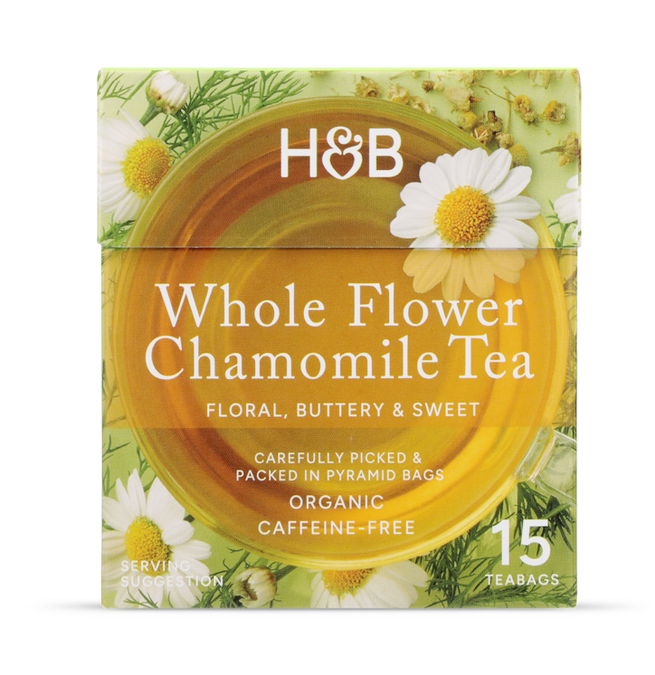 Holland & Barrett Whole Flower Chamomile Tea 15 Tea Bags image 1