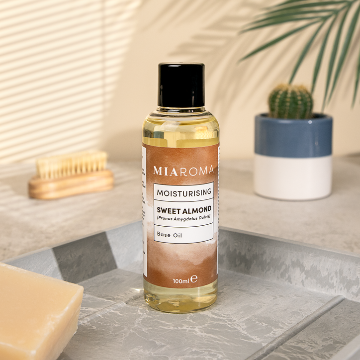 Miaroma Sweet Almond Base Oil 100ml image 5