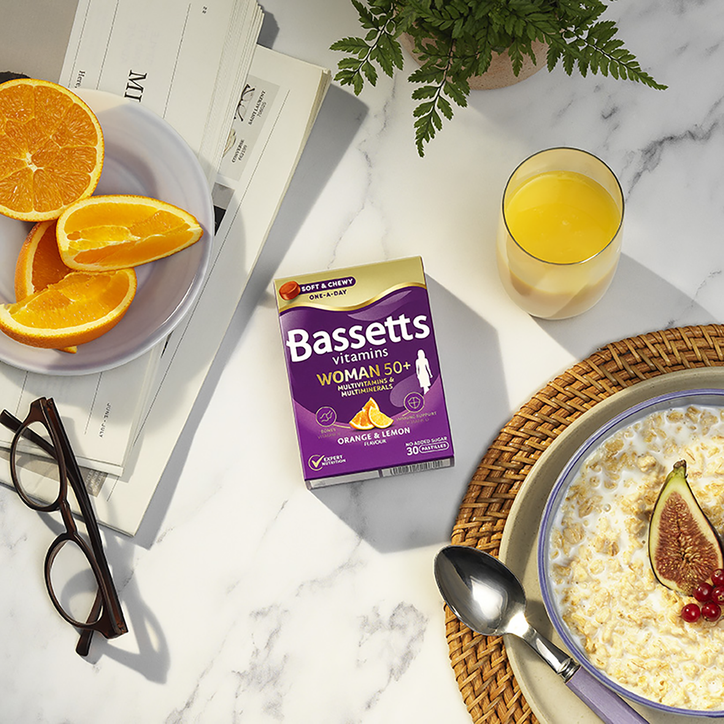 Bassetts Vitamins Woman 50+Multivitamins & Multiminerals Orange & Lemon 30 Pastilles image 4