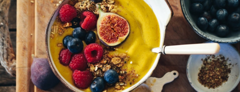 a picture of a healthy smoothie bowl