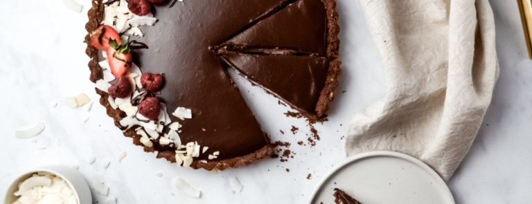 Vegan chocolate tart recipe image