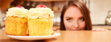 6 Ways To Beat Sugar Cravings