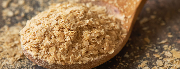 nutritional yeast flakes benefits