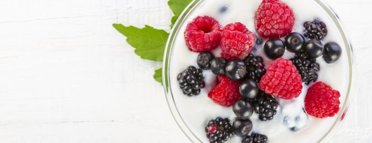 Low cholesterol diet recipes: Fruit Salad with Fat-Free Greek Yoghurt image