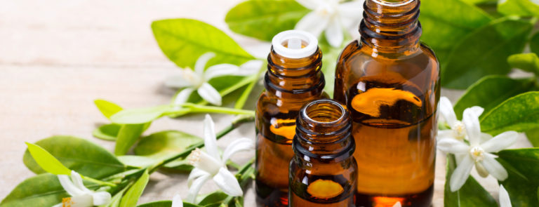 Neroli essential oil: uses & benefits image