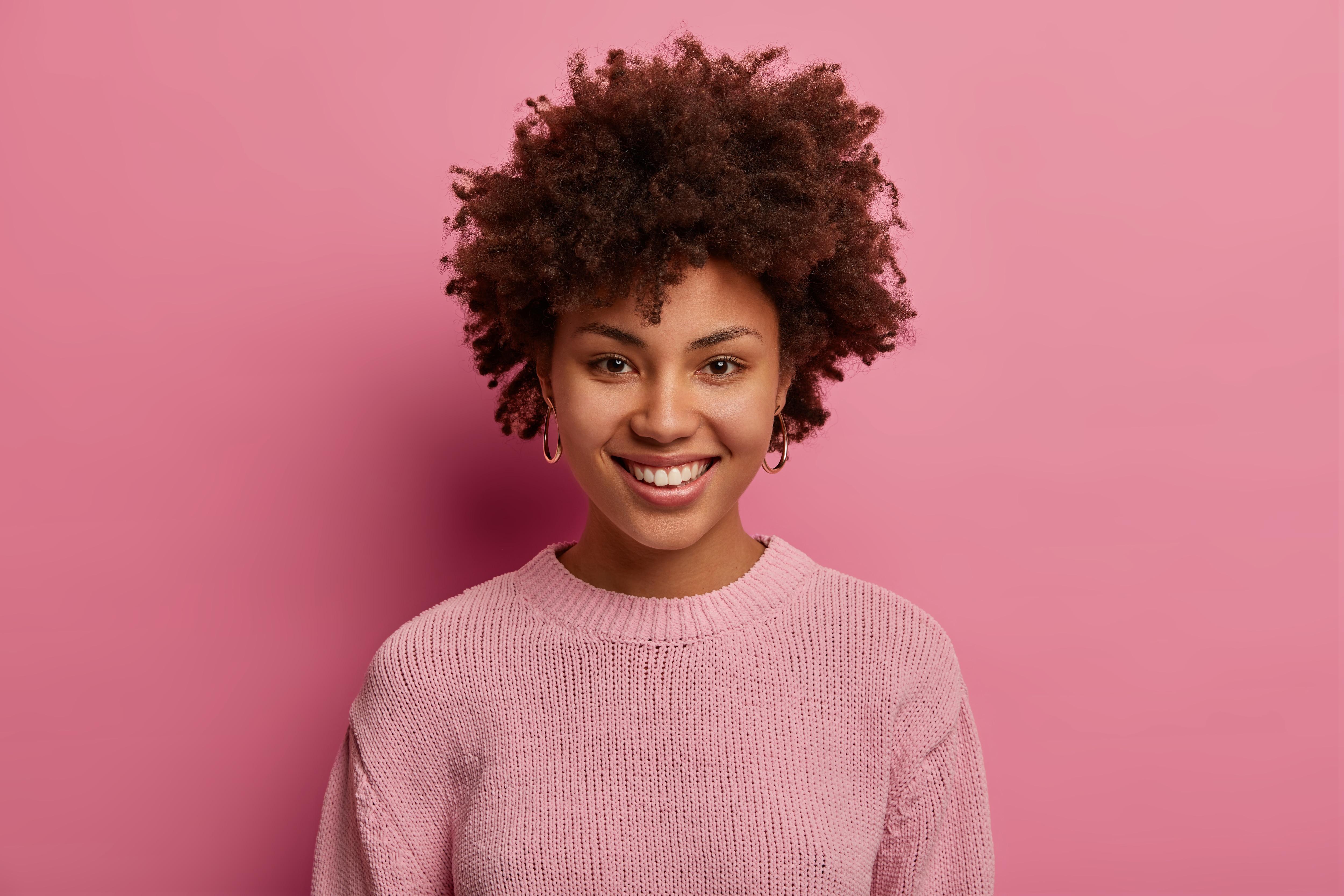 10 Curly Hair Types + Care Guide | Holland & Barrett